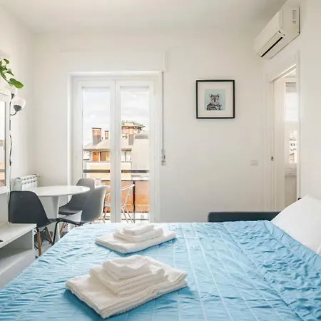 Apartament Chic Con Cucina Indipendente E Terrazzino Mediolan