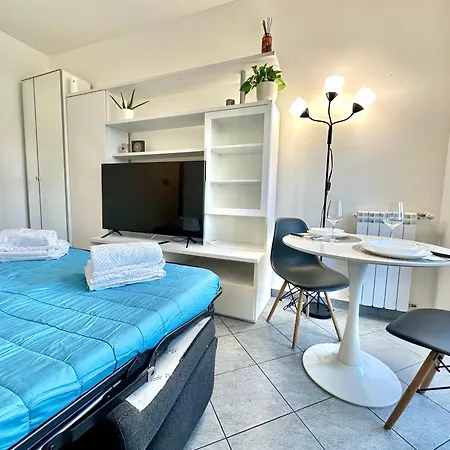 Chic Con Cucina Indipendente E Terrazzino Apartament
