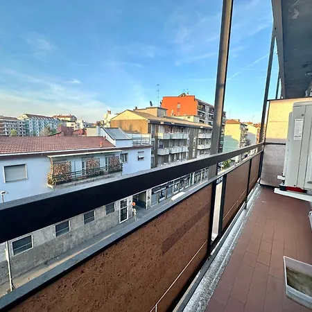 Chic Con Cucina Indipendente E Terrazzino * Mediolan