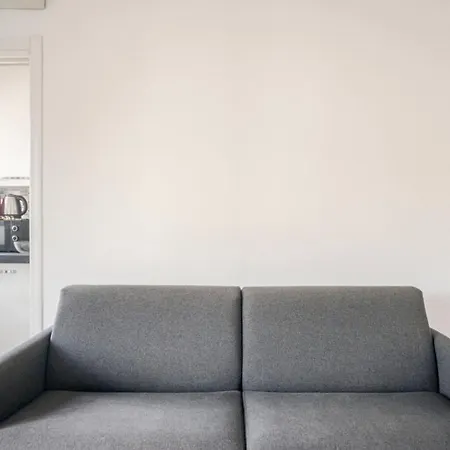 Chic Con Cucina Indipendente E Terrazzino 아파트